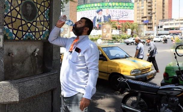 Kriza e ujit në Teheran, presidenti iranian: Është e nevojshme të transferojmë kryeqytetin