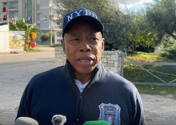 Kryebashkiaku i New York-ut kishte premtuar Edi Ramës se do ta vizitonte Shqipërinë, duke e përshkruar atë si një vend të mrekullueshëm me njerëz mikpritës.