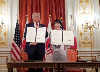 Kryeministrja e Japonisë planifikon të propozojë Donald Trumpin për Çmimin Nobel të Paqes.