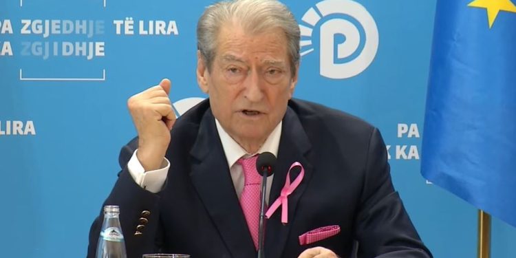 Kryesia e PD-së: A do të ndodhë bojkot nga opozita? Berisha i bën thirrje demokratëve: Besoni në arsyetimin tuaj, evitoni t’i bëni qejfin Edi Ramës.