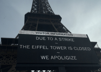 Kulla e Eiffel nuk do të jetë e hapur për vizitorët për shkak të grevave dhe protestave lidhur me reduktimin e shpenzimeve sociale.