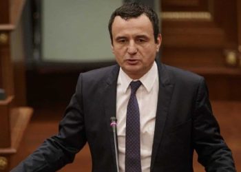 Kurti shpall rrezikun nga Lista Serbe/ Ngërçi në Kuvend, kryeministri në detyrë kërkon të emërojë Nenad Rashiçin si nënkryetar.