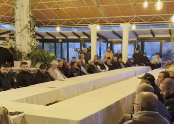 Kuvendi i krahinës reagon ndaj IKMT-së: Banorët e Tragjasit, Orikumit, Dukat e Rradhimë të informuar për prishjen e lokaleve.