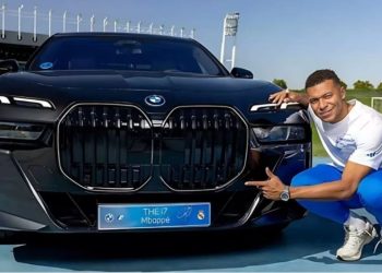 Kylian Mbappe prezanton makinën e tij të re të personalizuar, tani i mungon vetëm…patenta