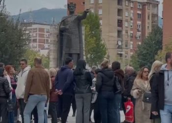 LIVE/ Sot në Kosovë zhvillohen zgjedhjet lokale. Kurti dhe Osmani u bëjnë thirrje qytetarëve të kontribuojnë me votën e tyre, kërkesa për ndalimin e ndërhyrjeve nga Serbia në procesin zgjedhor.