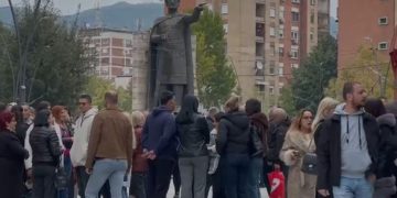 LIVE/ Sot në Kosovë zhvillohen zgjedhjet lokale. Kurti dhe Osmani u bëjnë thirrje qytetarëve të kontribuojnë me votën e tyre, kërkesa për ndalimin e ndërhyrjeve nga Serbia në procesin zgjedhor.