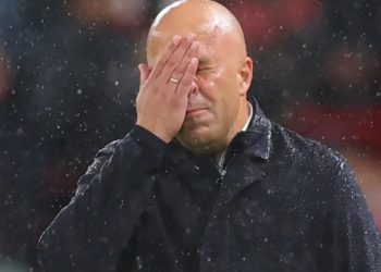 Liverpooli përballet me krizë të vazhdueshme, Arne Slot shqyrton mundësinë e shkarkimit?