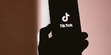 Marrëveshje për shmangien e mbylljes së TikTok në SHBA, nënshkrimi pritet të realizohet të enjten nga Trump dhe Xi Jinping.