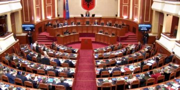 “Mashtrues i zakonshëm, Rama urdhëron”, deputetët e PD në një qëndrim të fortë kundër Dumanit: Ai vërtetoi se është kthyer në armë ndaj oponentëve të kryeministrit.