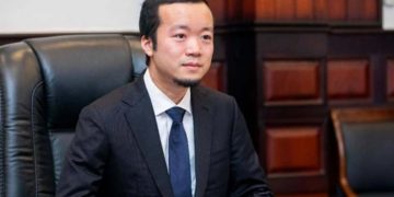 Mashtruesi me pamje të re dhe të pafajshme, 37-vjeçari krijoi një perandori globale të mashtrimit online.