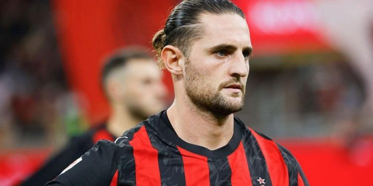 Milan-Como zhvillohet në Australi, mesfushori i kuqezinjve: "Është absurde, çdo gjë ka kufijtë e saj"