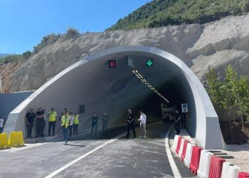 Miratimi i tarifave për përdoruesit e tunelit të Llogarasë/ Ja si do të realizohet ndarja dhe kush do të jetë i përjashtuar nga shpenzimet…