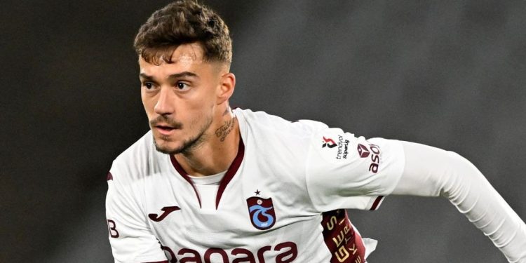 Mundësi e shkëlqyer për Ernest Muçin, ylli shqiptar ka rastin të impresionojë drejtuesit për të ardhmen e tij.