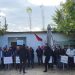 Naftëtarët e Marinës organizojnë protestë para zyrave të Bankers Petroleum pas dhjetë ditëve grevë urie për pagat.