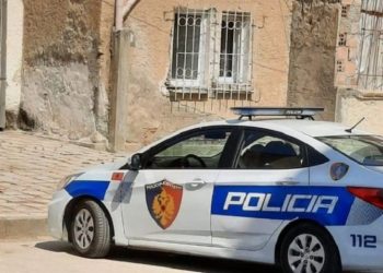 Një 38-vjeçar humb jetën në Lushnjë, pas ngjarjes së vetëvarjes në banesë.