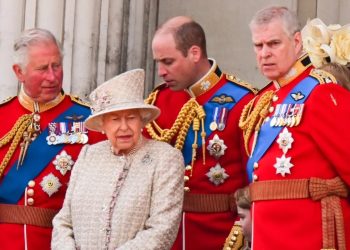 “Një epilog i vonuar për skandalin që preku monarkinë britanike: Princi William do të ndalojë Andrew-n në pjesëmarrjen e tij në kurorëzimin dhe jetën mbretërore.”