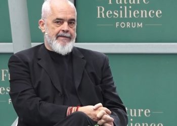 “Nuk e ndiejmë mall për Putinin”/ Rama: Në komunizëm, i konsideronim sovjetikët si tradhtarë. Ishim të vetmit që qëndruam besnikë ndaj Stalinit.