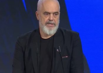 “Nuk përballemi më me çështjen e ndërtesave të paligjshme”/ Rama: Do të punojmë vazhdimisht për eliminimin e strukturave të përkohshme