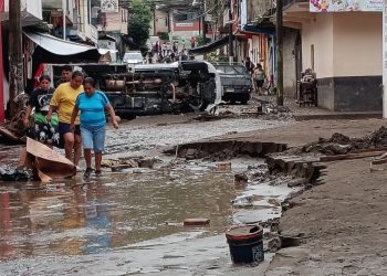 Numri i të vdekurve nga përmbytjet dhe rrëshqitjet e dheut në Meksikë arrin në 76, ndërsa 27 persona janë raportuar të zhdukur.