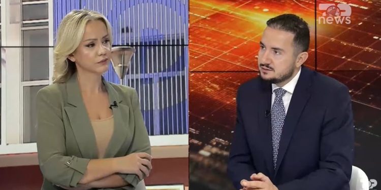 ODIHR Raporti: “Nuk ka pasur zgjedhje! Demokratët duhet të protestojnë”, deklaron Salianji në “Top News”: Berisha, si ‘trajneri’ i PD, mban përgjegjësi për të ardhmen e opozitës.