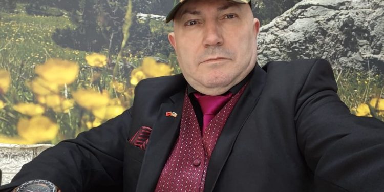 Opinione/ Azgan Haklaj: UÇK-ja përfaqëson të gjithë Kombin sot