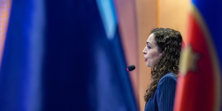 Osmani akuzon Serbinë për përzierje në zgjedhjet lokale në Kosovë, thotë se ka pasur blerje votash, ndërhyrje të jashtme dhe terorizim e dhunë.