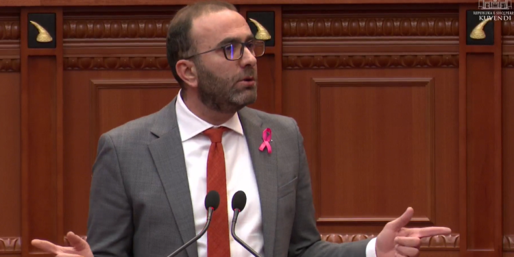 PS refuzon kërkesën e PD për interpelancë me Ramën mbi "Aruba-n", Bardhi: Kushtetuta e obligon të japë llogari në Kuvend.