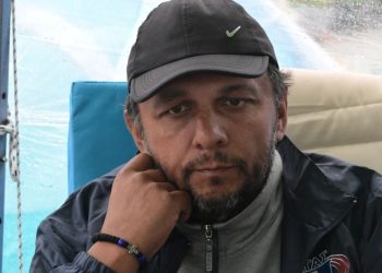 Pas 19 ditësh grevë për shpërnimin e djalit të tij, Pano Ruçi shpallet në spital, mjekët apelojnë tek qeveria greke: Të plotësohen kërkesat e tij.