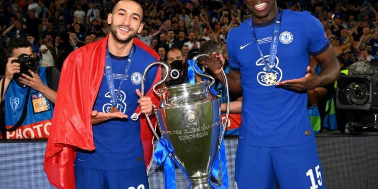 Pas pesë muajsh pa ekip, ish-ylli i Chelseat kthehet në shtëpi, për të nënshkruar me…