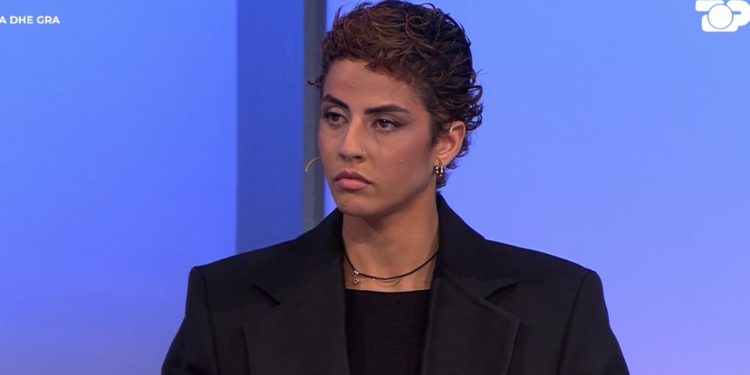 “Pasha dokumente ligjore, më kërkoi testin pas një shikimi”/ Volejbollistja flet në ‘Goca dhe Gra’: Ky rast ishte diskriminim.