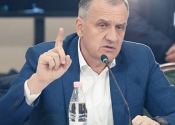 “Pavarësi pa llogaridhënie?” Ish-ministri Beqaj dërgon letër të hapur: Arsyet e dështimit të raportimeve vjetore të institucioneve të drejtësisë në Kuvend.