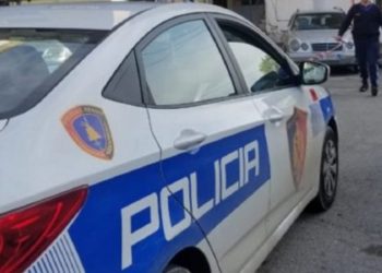 Përleshje në Kamëz: Dy adoleshentë 16-vjeçarë të lënduar me mjete të mprehta, zbardhen detaje të reja rreth gjendjes shëndetësore të të rinjve dhe natyrës së plagëve.