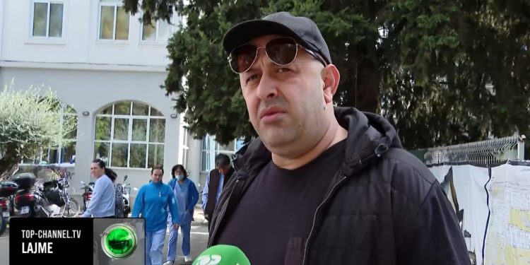 Plagoset nga të shtënat në Apelit/ Nipi i Rakip Kurtaj për TCH: Askush nuk përfitoi nga shtëpia e axhës. Janë bërë letra të falsifikuara...