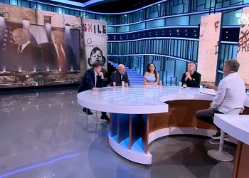 Polemikat ndërmjet Milaim Zekës në “Rrethi Katror”: Nga kalimi i Putinit në Shqipëri te anulimi i takimit me Trump, u shpreh se e kërcënuan me vdekje.