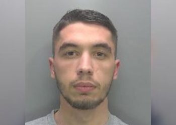 Policët në Cambridge befasohen, shqiptari fshihet me kokainë në rroba intime