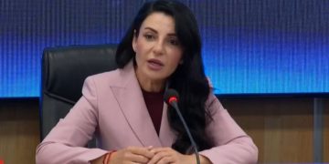 "Porti i ri në Porto Romano pritet të nisë funksionimin në 2026" / Balluku paraqet drejtorin e ri, si e thirri Liburn Aliun për të kontribuar në Shqipëri
