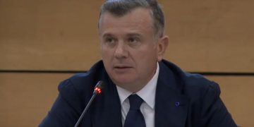 Propozimi i Berishës për amendimin e Kushtetutës, PS e pranon për diskutim, Balla: Të shqyrtohet në komisionin e Posaçëm.