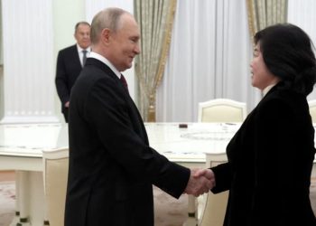Putin prit kryediplomaten e Koresë së Veriut në Kremlin, debat mbi projektet e ardhshme ndërmjet dy vendeve 'vëllazërore'