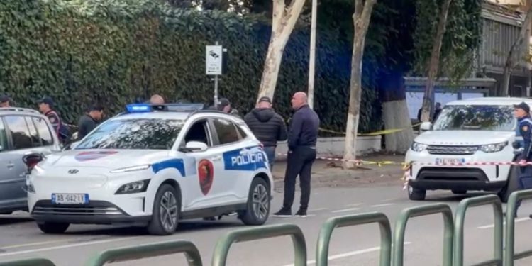 Qëlloi katër herë me armë zjarri në sallën e gjyqit, ky është autori që kreu vrasjen e gjyqtarit Astrit Kalaja.