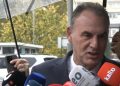 Qëndrimet tona janë të njohura" – Kryetari i Nismës, Fatmir Limaj, deklaron para seancës së jashtëzakonshme: "Nuk kam biseduar me Kurtin