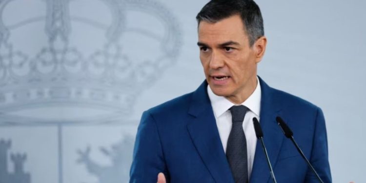 Qeveria spanjolle paraqet propozimin për ta bërë abortin një të drejtë kushtetuese.