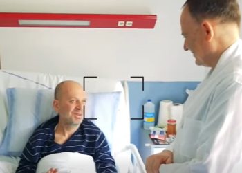 “Rama: Pacienti 51-vjeçar fiton shikimin pas heqjes së masës tumorale, një histori suksesi në mjekësinë shqiptare”