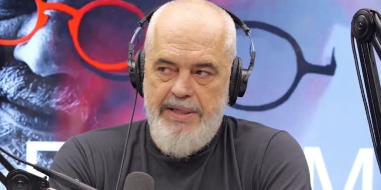 Rama bën shaka në “Flasim”: Djalli nuk është aq i zi sa mendohet/ “A thua ‘do ta lë politikën’?”, përgjigjet kryeministri: Ka momente që…