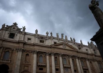 Raport tronditës: 4,400 individë kanë përjetuar abuzim nga priftërinjtë në Itali.