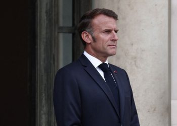Reagimi i Macron pas vjedhjes në Muzeun e Luvrit: Bizhuteritë do të rikuperohen dhe autorët do të përballen me ligjin.