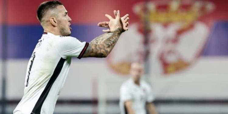 Rei Manaj ngre sërish polemika ndaj serbëve: Milosheviç më urimit për golin e shënuar ndaj Serbisë.