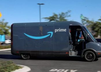 Revolucion në teknologji: Amazon fillon epokën e robotëve, 600 mijë pozita pune në rrezik deri në vitin 2033