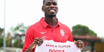 Rikthimi i Paul Pogba në fushën e blertë shtyhet sërish, trajneri i Monacos shpjegon arsyet.