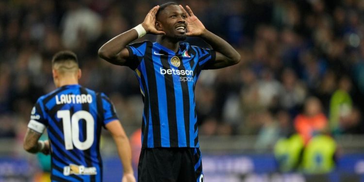 Rikthimi i Thuram vonohet, testet e fundit e mbajnë sulmuesin francez jashtë fushës deri në nëntor.