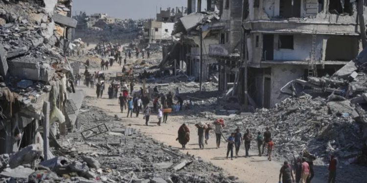 “Rikthimi ynë, por qyteti na është bërë i panjohur”/ Gaza në gërmadha, palestinezët kthehen në shtëpitë e tyre të shkatërruara